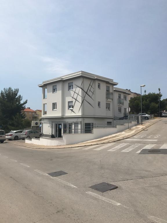 Viras Luxury Holiday Premantura Exterior photo